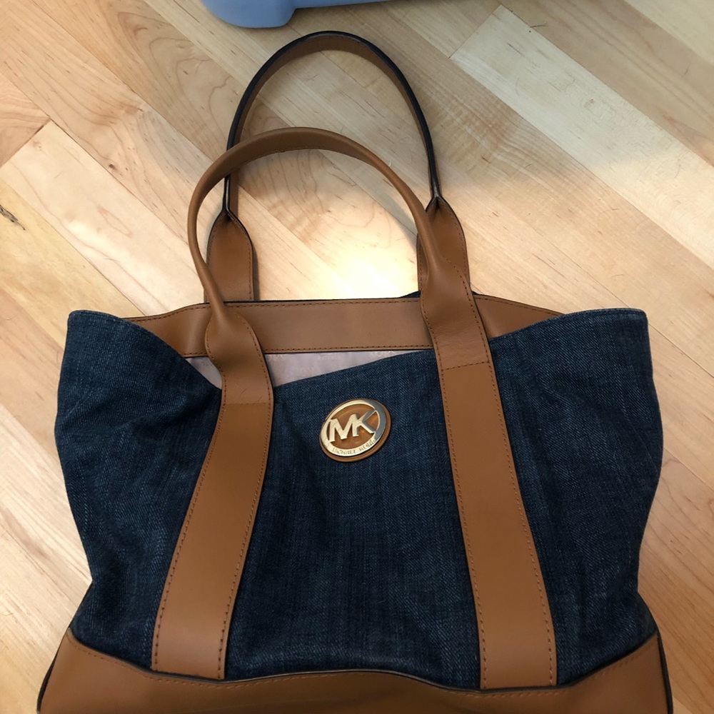 Micheal kors bag